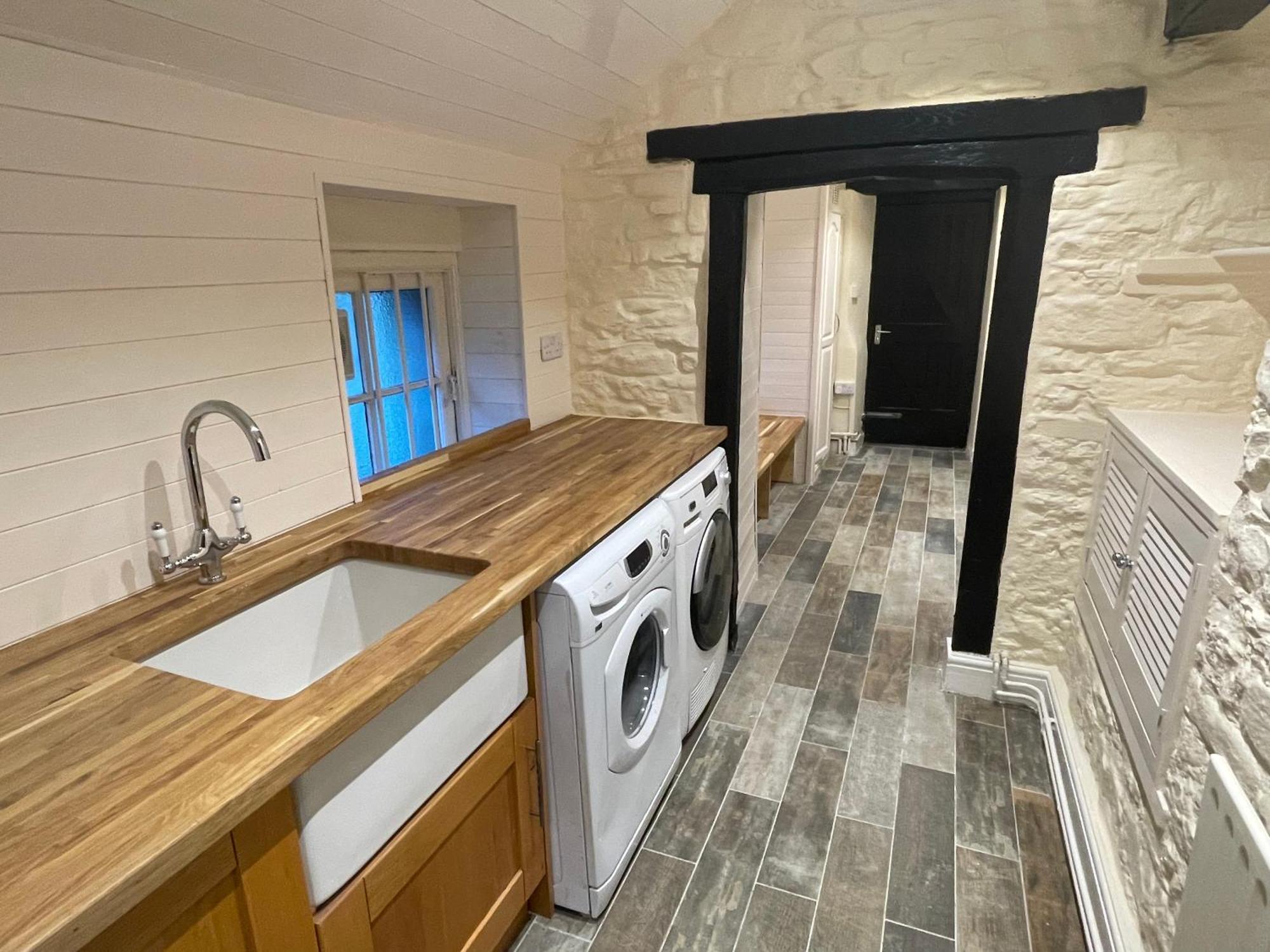 Large Historic Farmhouse In Rhondda Valley Perfect For Groups With Hot Tub Blaencwm 外观 照片